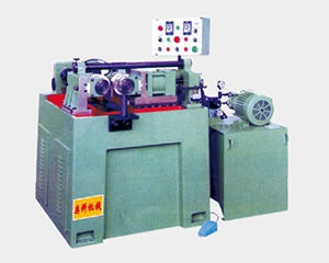 Two axis hydraulic gear hobbing machine